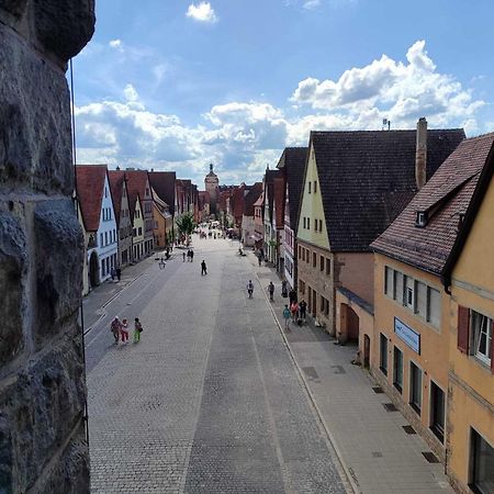 Ferien-Appartements Am Roedertor Rothenburg ob der Tauber Buitenkant foto